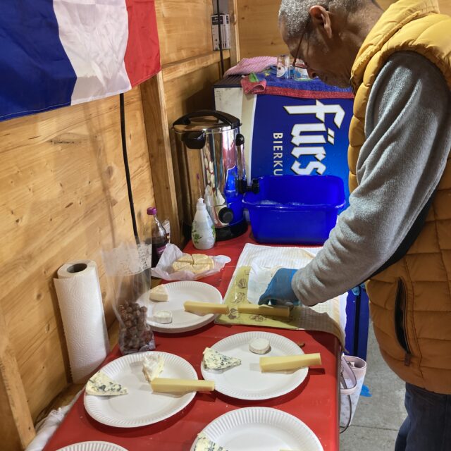 Käseplatten in Arbeit